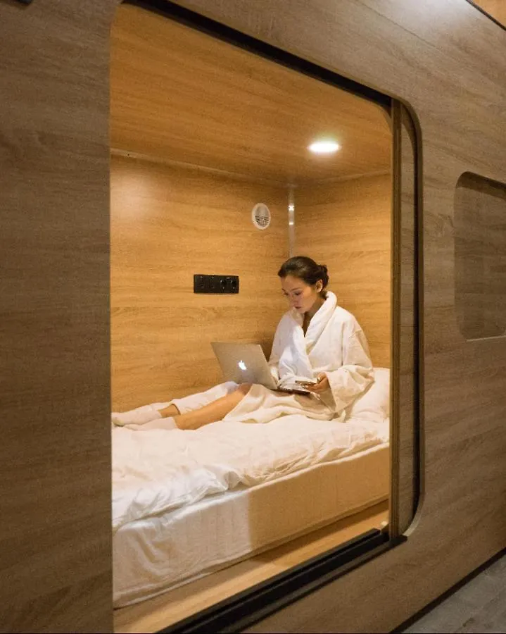 IQ Coworking Hotel Astana Hotel kapsułowy